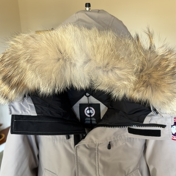 Canada Goose NWT Men's Langford Heritage Parka Jacket Size S Limestone (Beige) - Picture 3 of 8